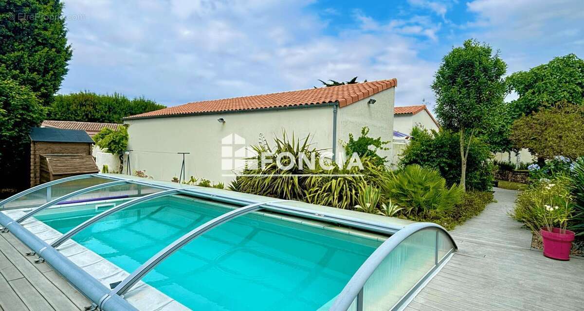 Maison à SALLES-SUR-MER