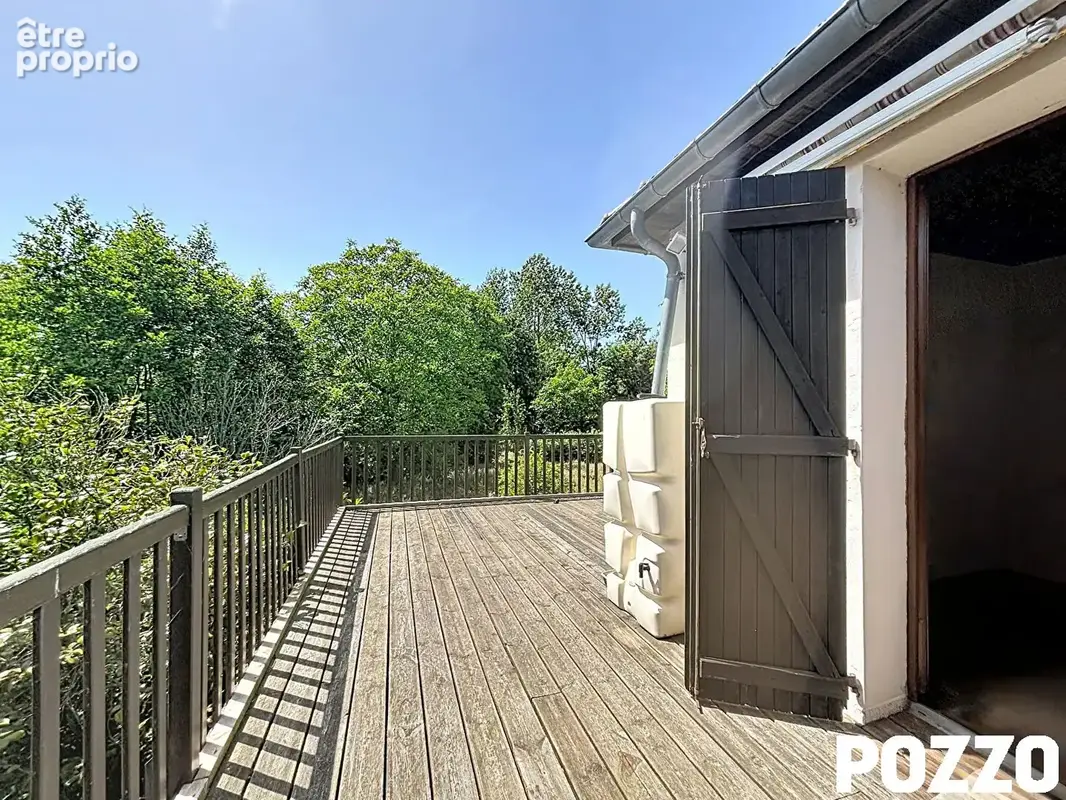 Maison Agon Coutainville, secteur hauteurs d'Agon, pavillon sur sous sol  sur élevé à rénover, terrain de 2217 m² 5 pièces 120 m - photo 8