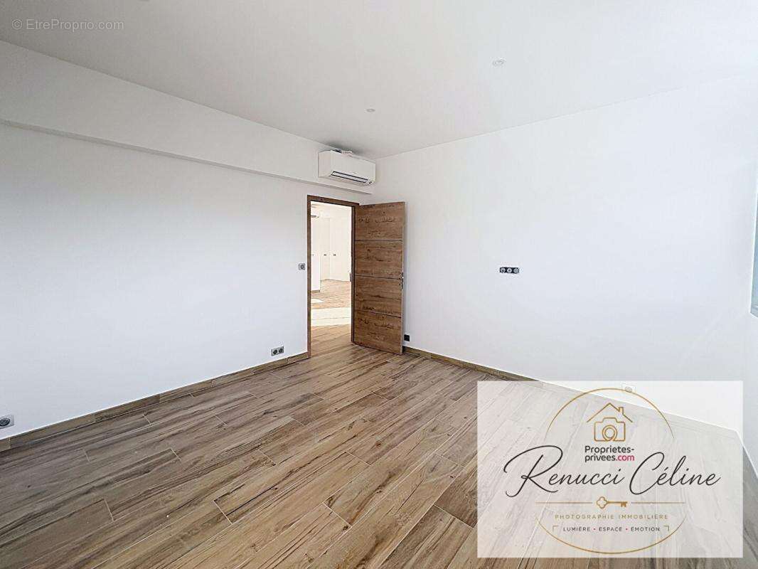Appartement à GROSSETO-PRUGNA