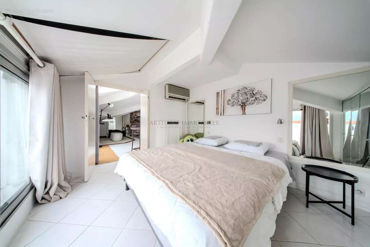 Appartement à ROQUEBRUNE-CAP-MARTIN