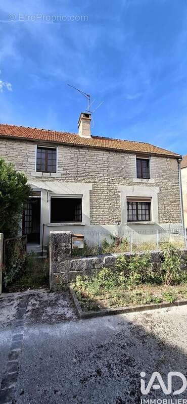 Maison 73 m² à Cunfin  - photo 2