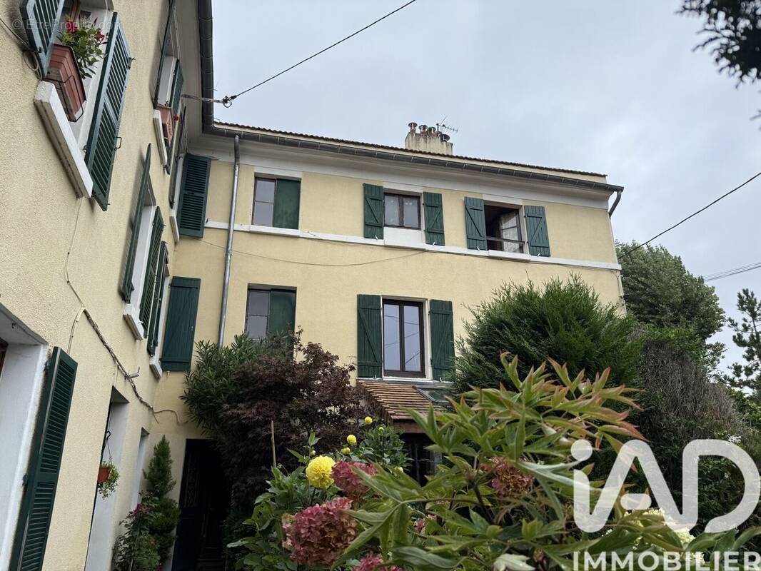 Photo 1 - Appartement à GARCHES