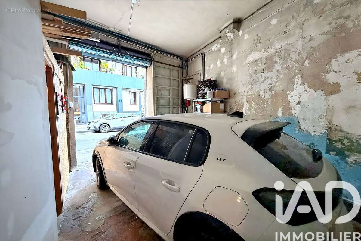 Photo 3 - Appartement à MARSEILLE-6E