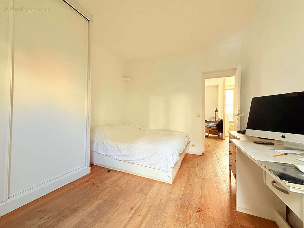 Maison à LEVALLOIS-PERRET