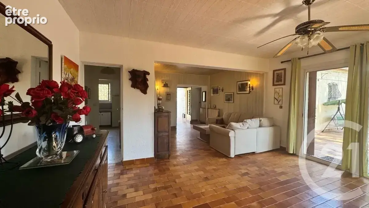 Maison 8 pièces 216 m² à vendre à La Garde (83130) - photo 3