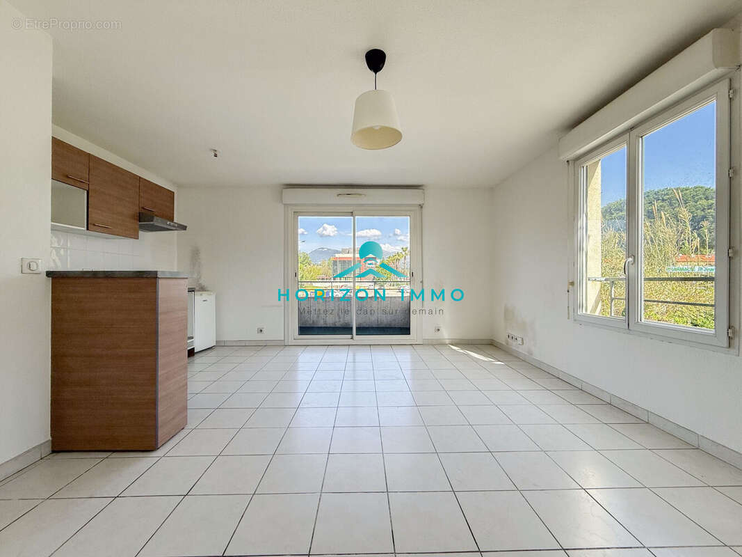 Appartement à CAGNES-SUR-MER