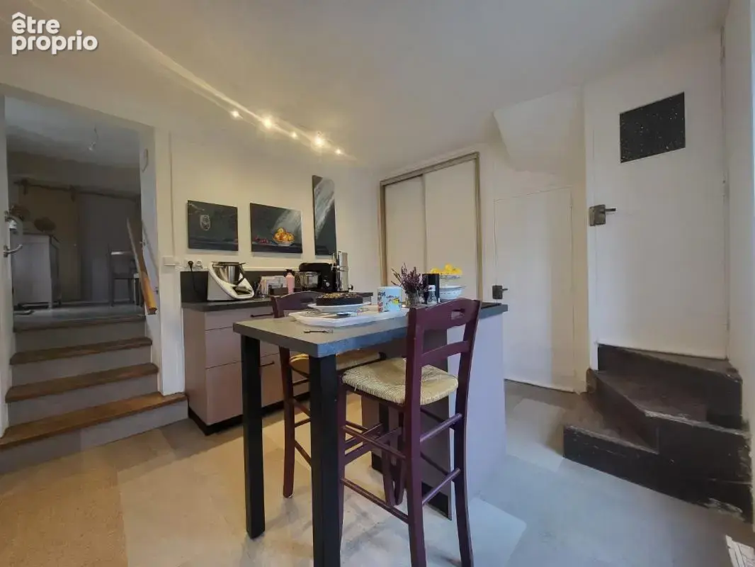 Maison 104 m² à Dun-Le-Palestel  - photo 4