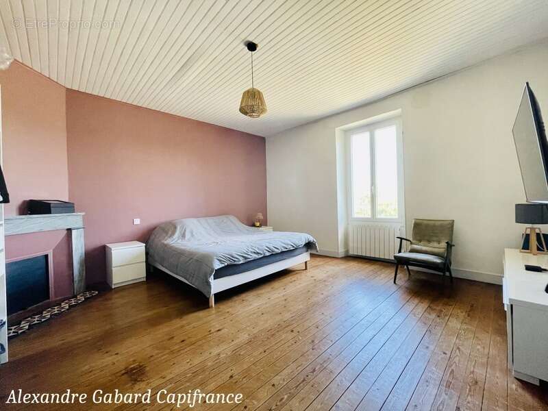 Bord de Canal - Maison en pierres rénovée - 3 chambres - Garage - Cour - Jardin - photo 10