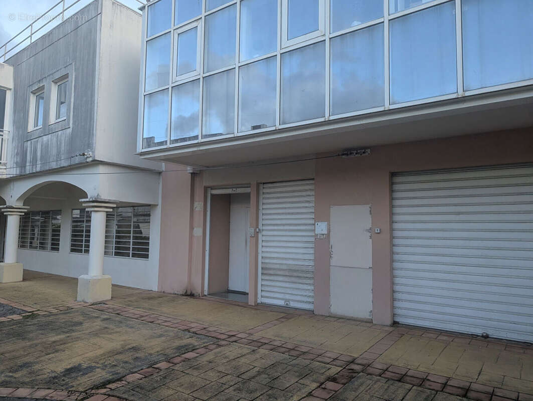 Commerce à FORT-DE-FRANCE