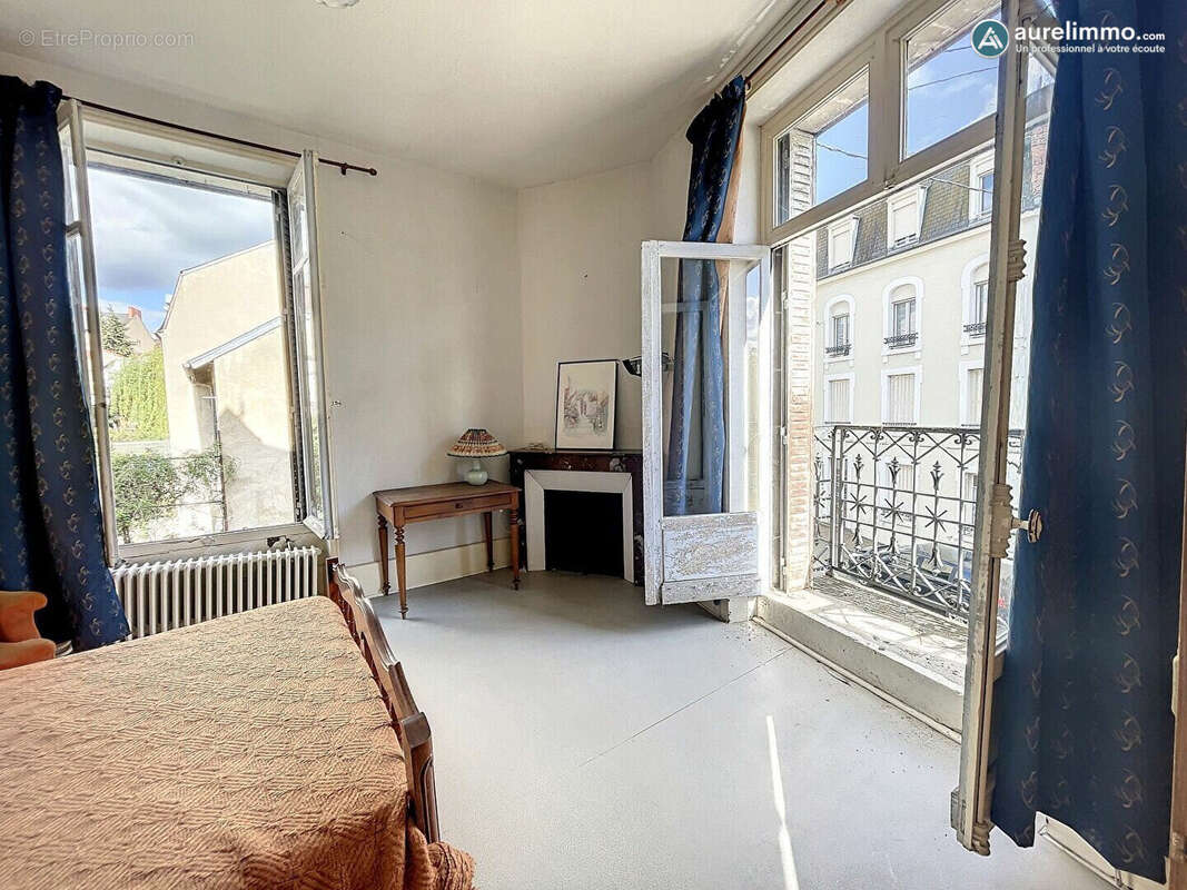 Appartement à NERIS-LES-BAINS