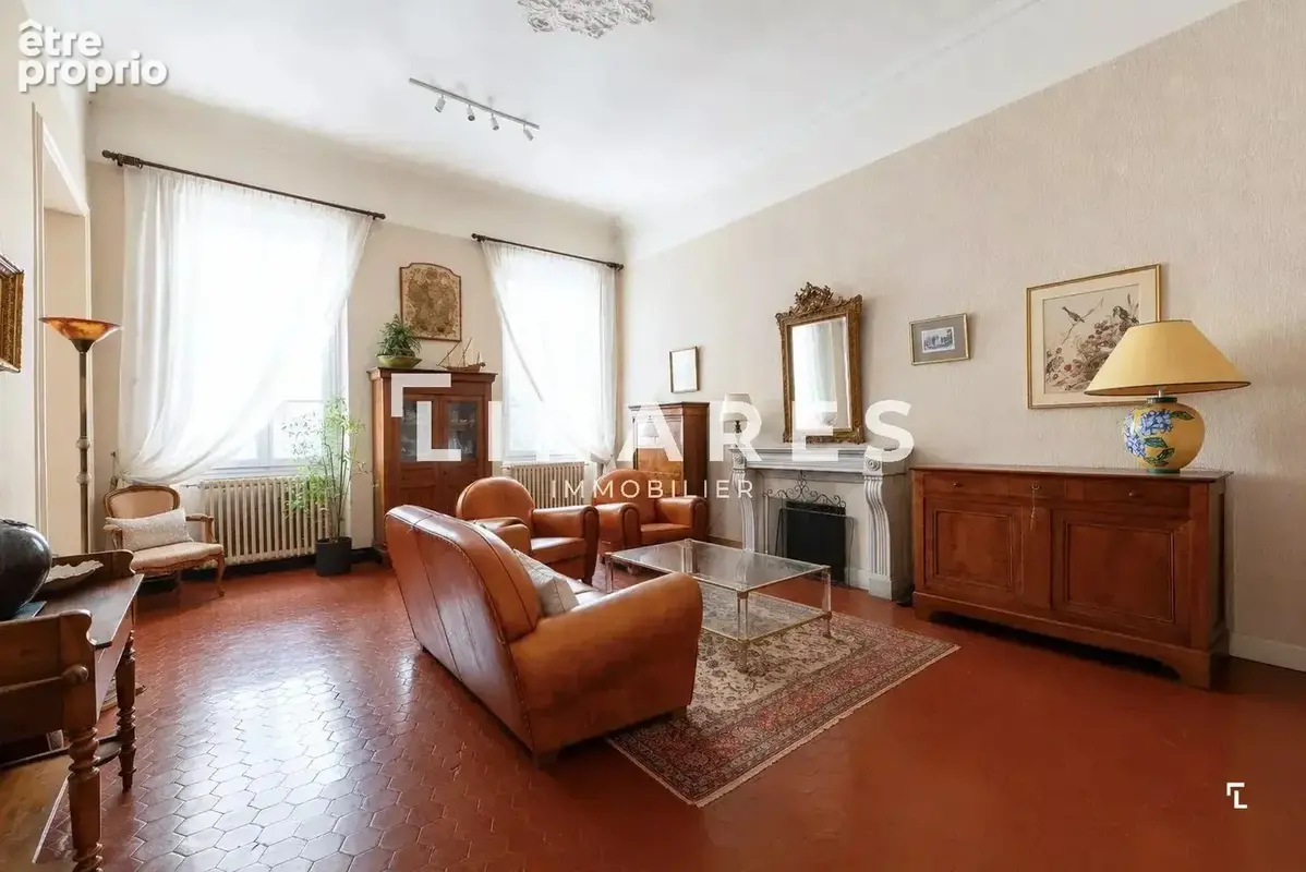 LE JACQUET - Appartement T6 de 161m2 + Cave - 13006 - photo 2