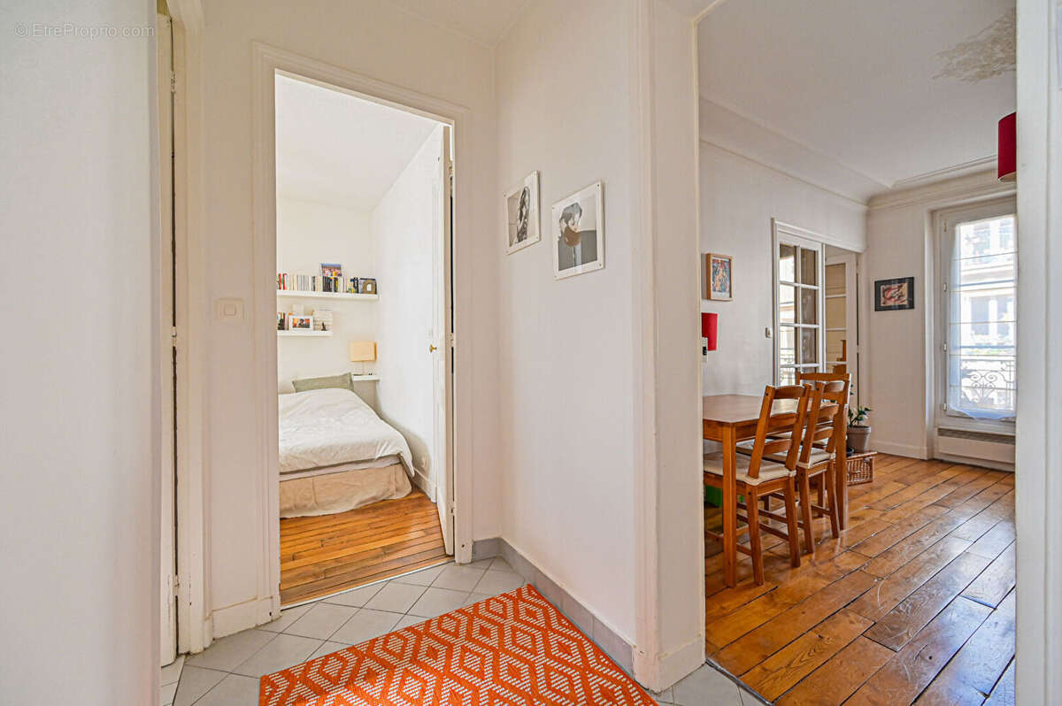Appartement à PARIS-18E