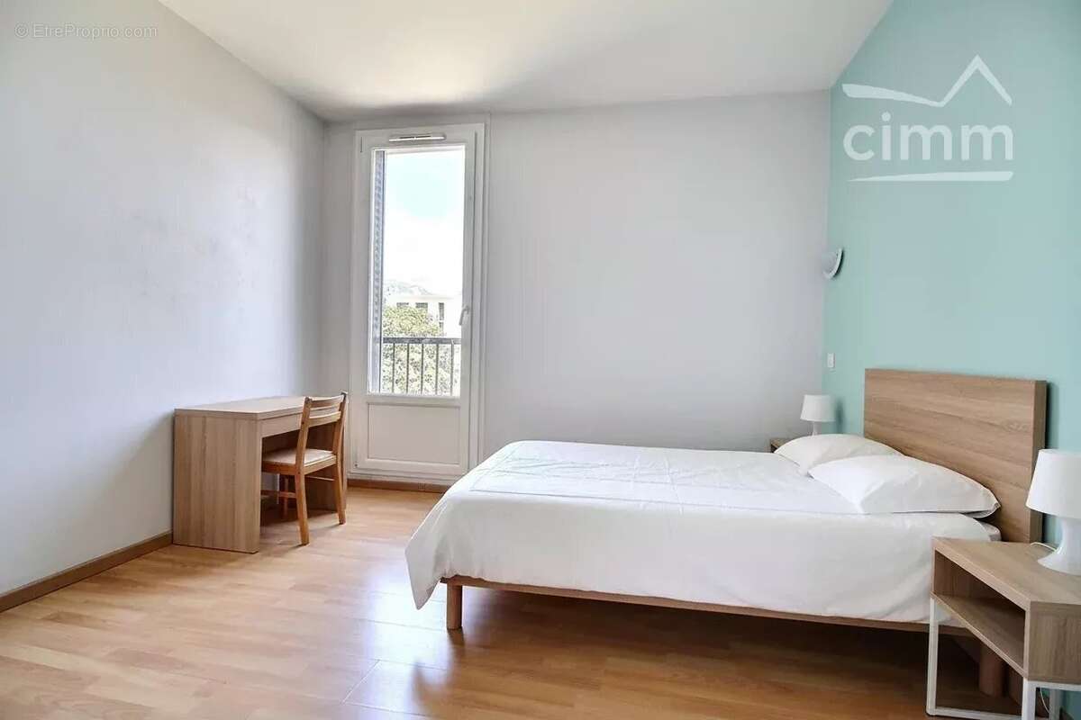 Appartement à SAINT-MARTIN-D&#039;HERES