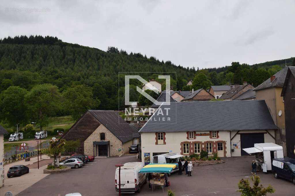 Maison à MOUX-EN-MORVAN