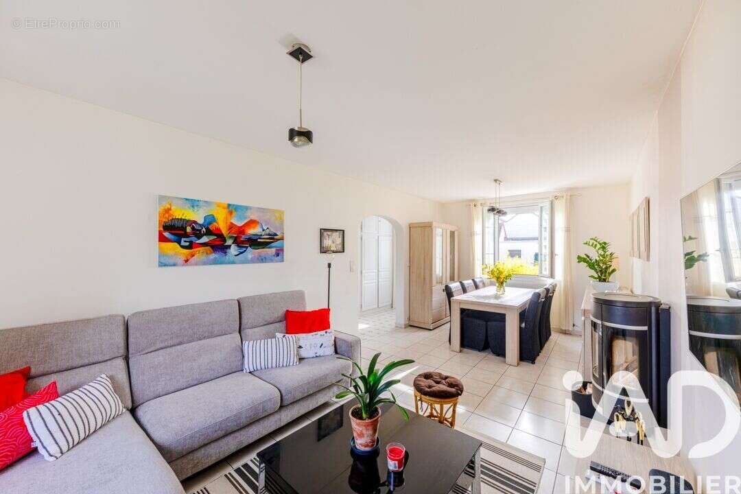 Photo 4 - Maison à PIERRELAYE