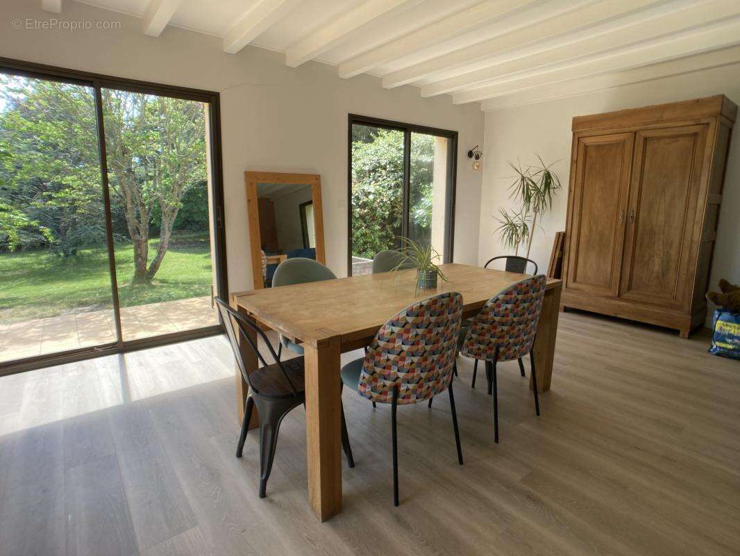 Maison à L'AIGUILLON-SUR-VIE