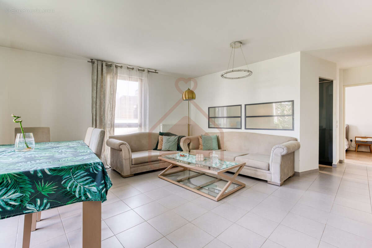 Appartement à VILLEJUIF