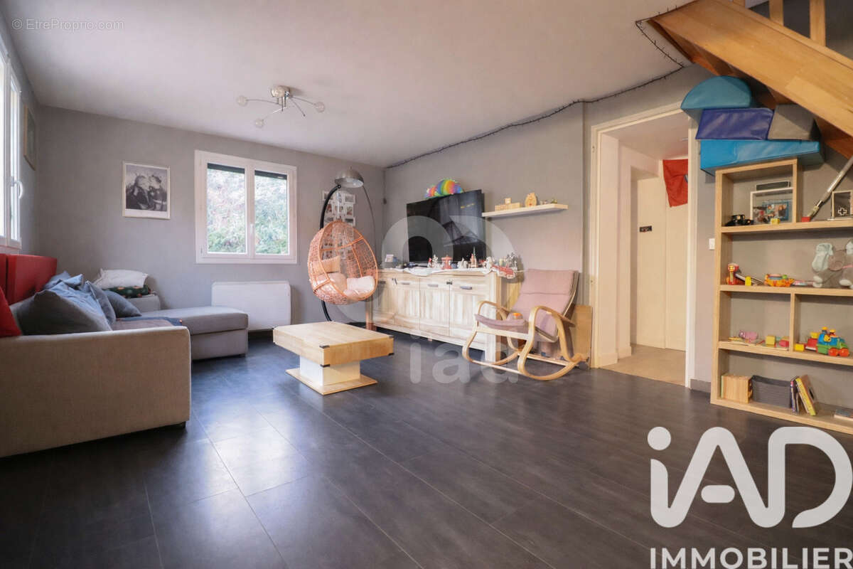 Photo 2 - Maison à CHERISY