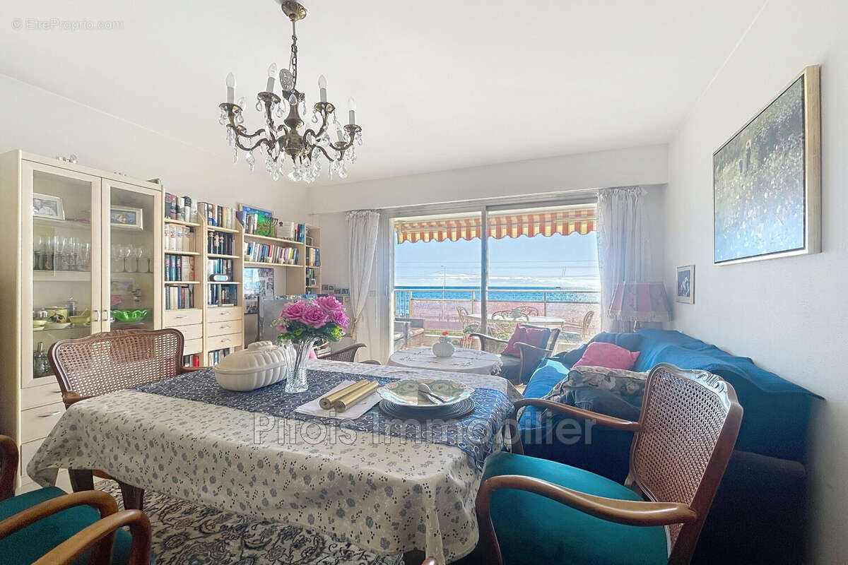 Appartement 43 m² à Antibes  - photo 2