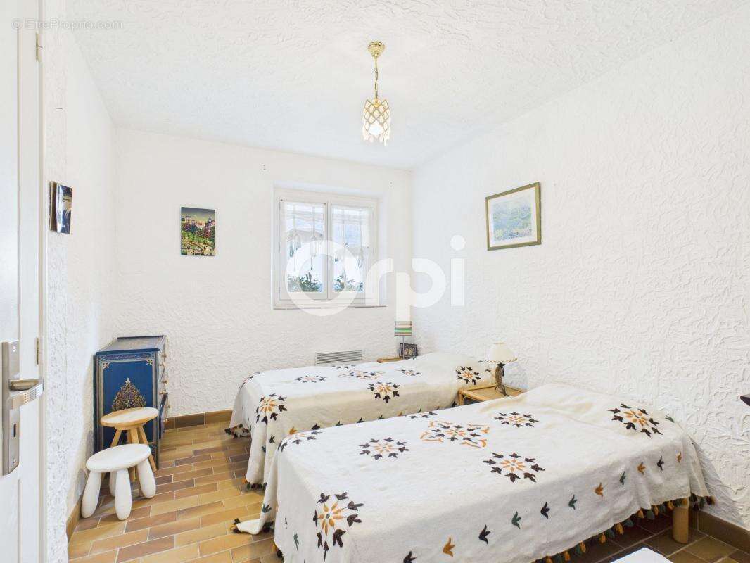 Maison à MONTAUROUX