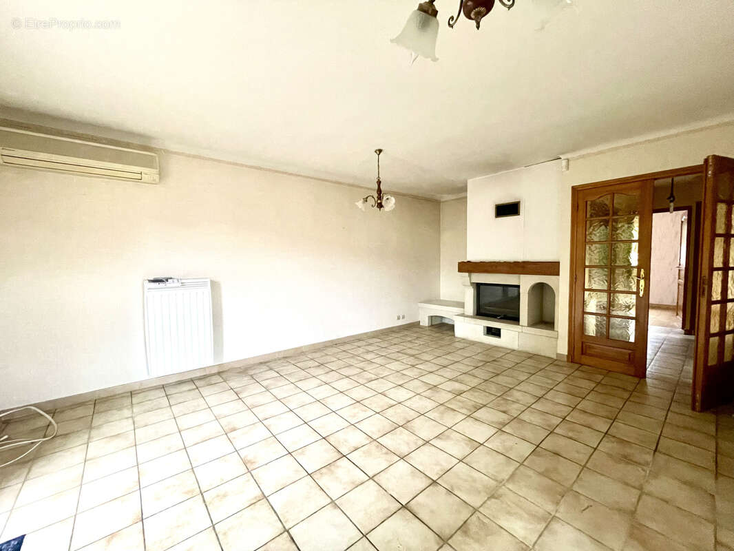 Maison à VAISON-LA-ROMAINE