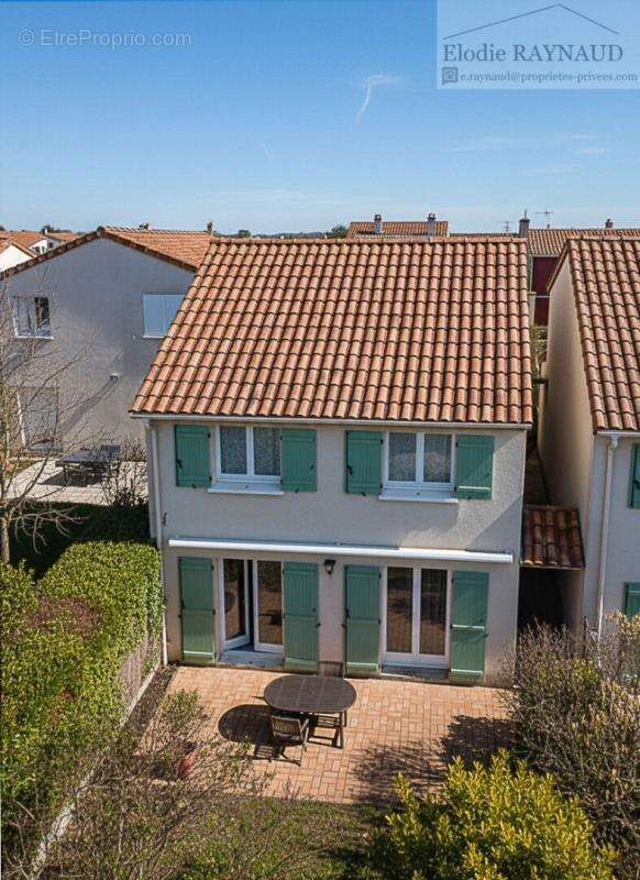 Maison à MEYZIEU