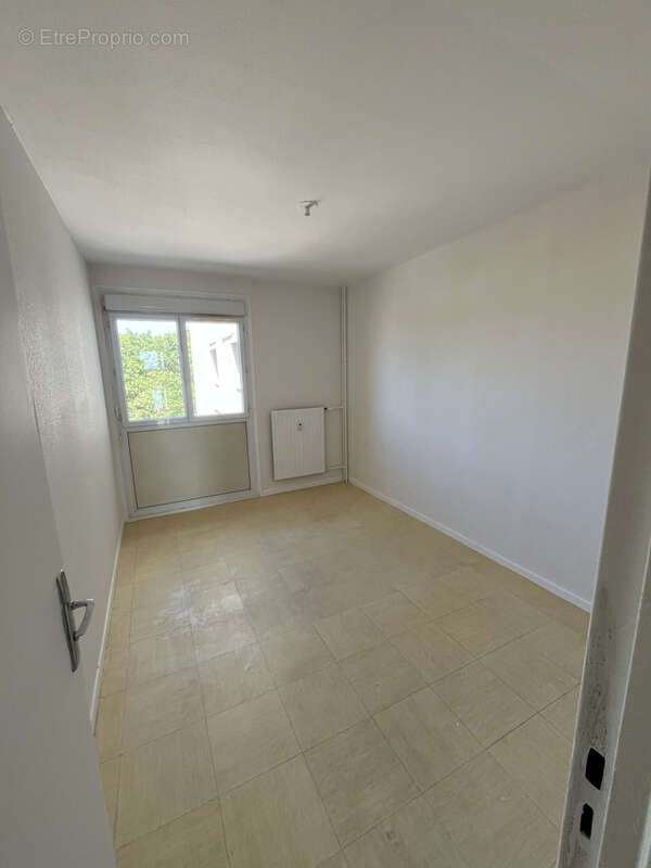 Appartement à PORT-DE-BOUC