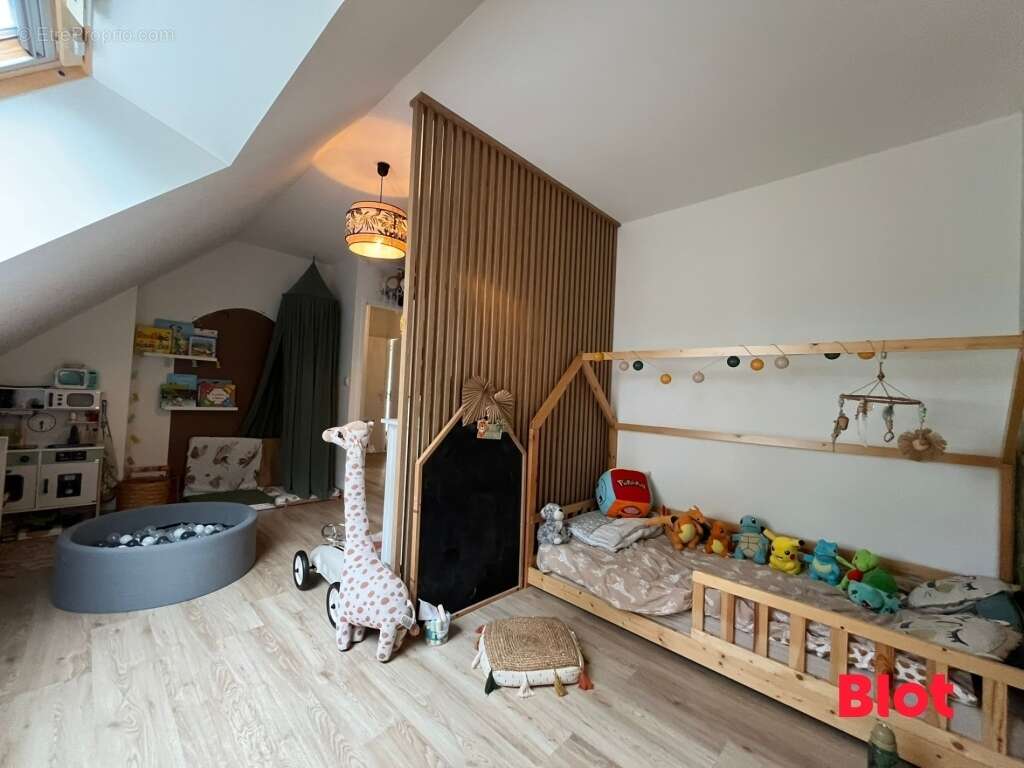 Maison à LE SEL-DE-BRETAGNE