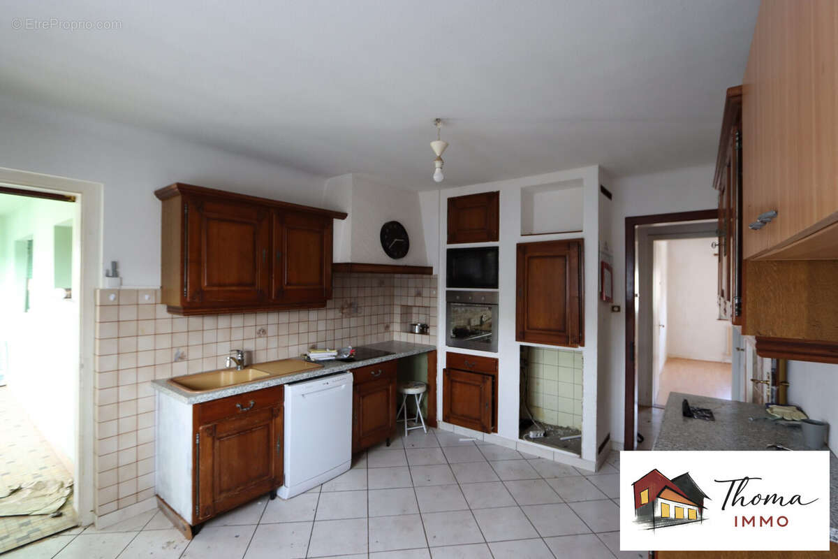 Maison à VILLAGE-NEUF