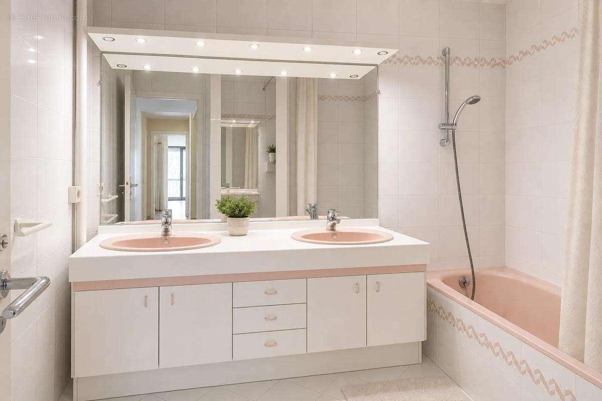 Appartement de 5 pièces à Échirolles Résidence du Château - photo 14