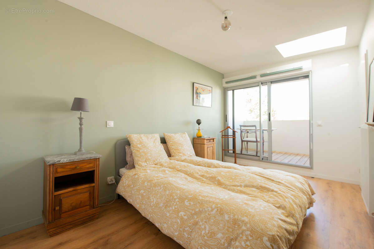 Appartement à BEGLES