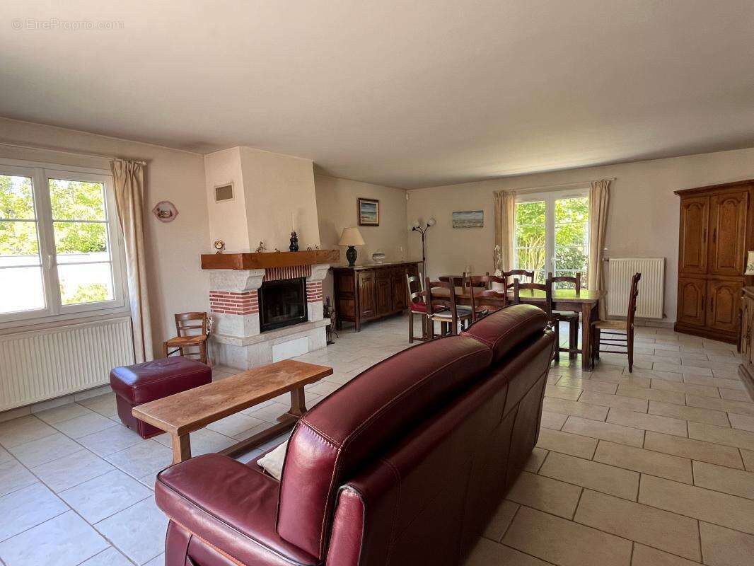 Maison à SAINT-DENIS-EN-VAL