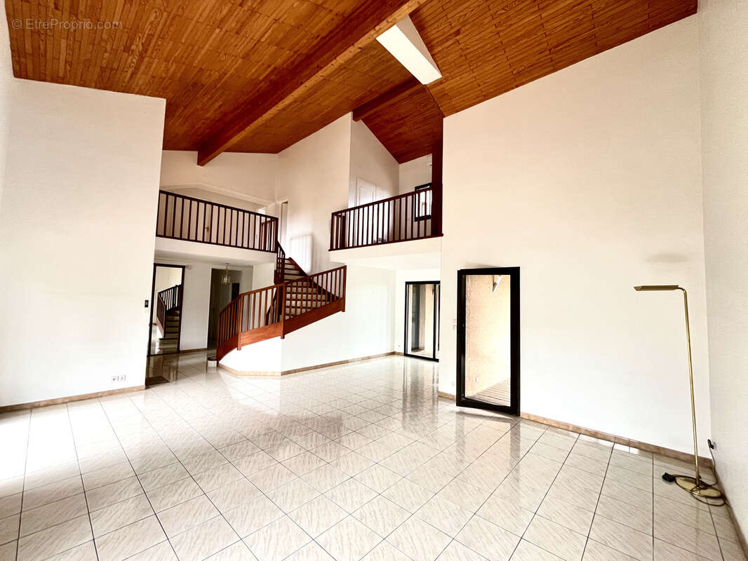 Maison à SAINT-ORENS-DE-GAMEVILLE