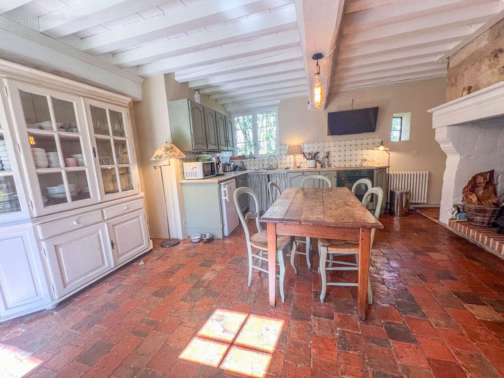 Maison à LE RENOUARD