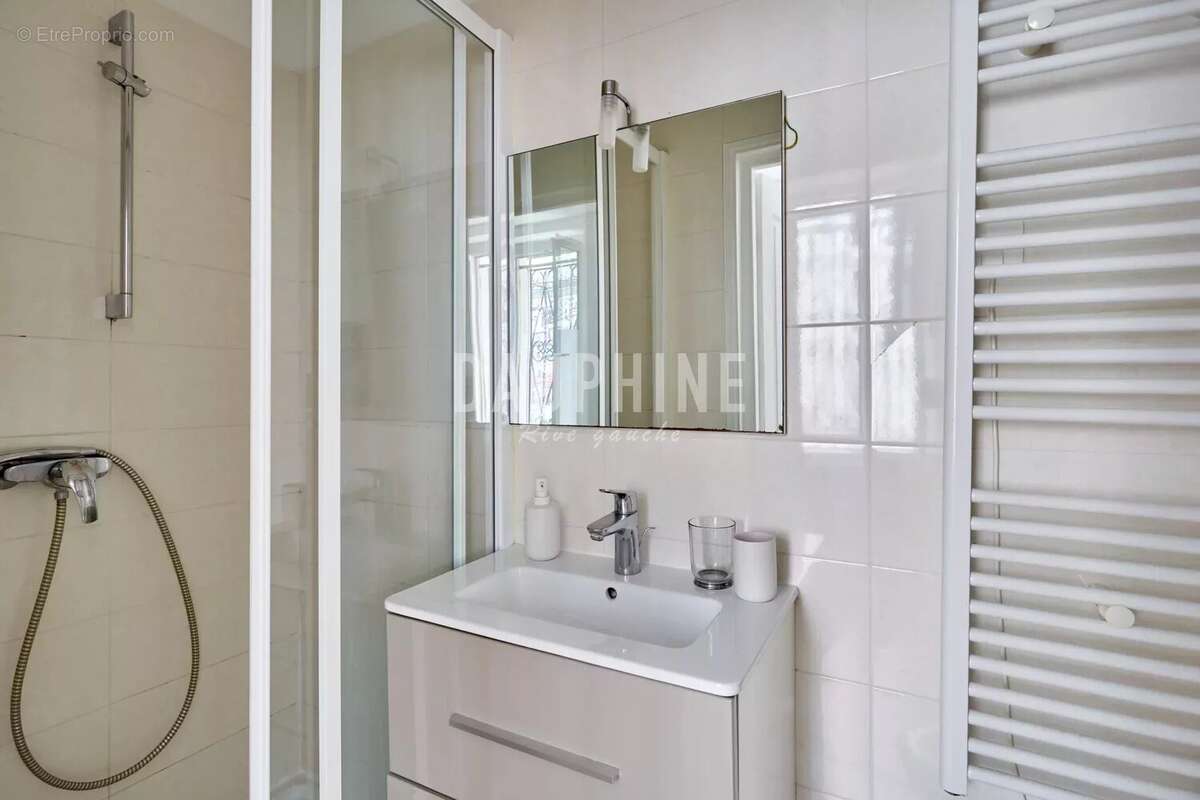 Appartement à PARIS-7E