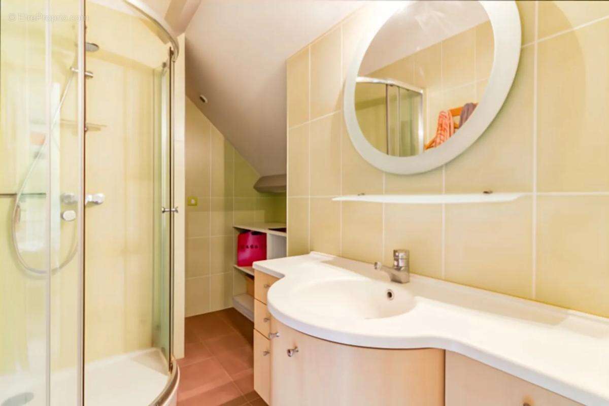 Maison à DAMPIERRE-EN-GRACAY