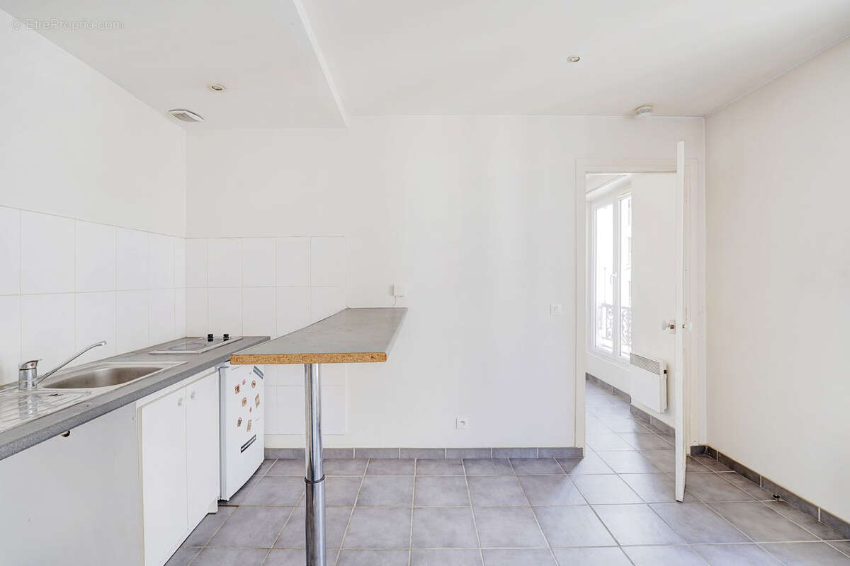 Appartement à PARIS-18E