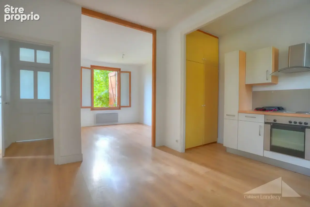 Maison 4 pièces 84 m² à vendre à Pougny (01550) - photo 2