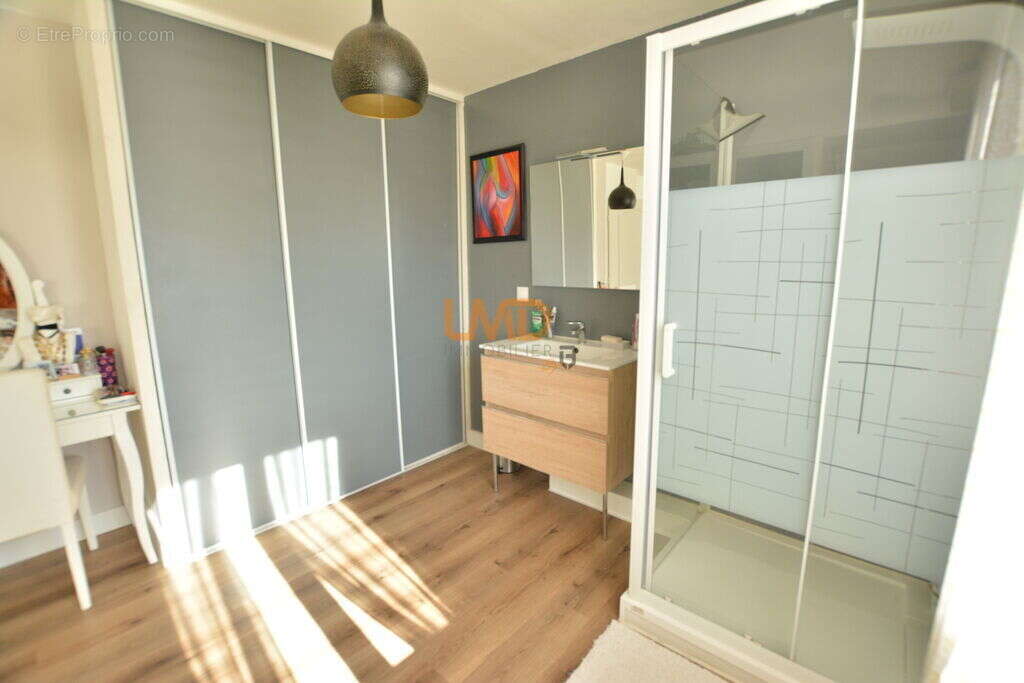 Maison à SAINT-GILLES