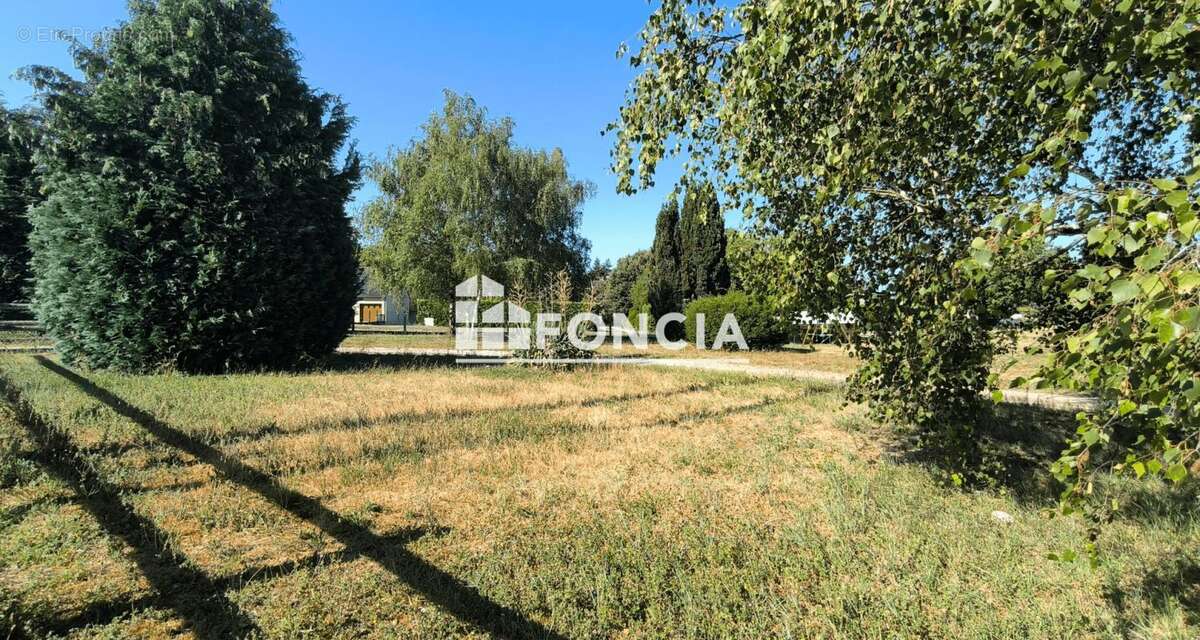 Terrain constructible - Lussault-sur-Loire - photo 5