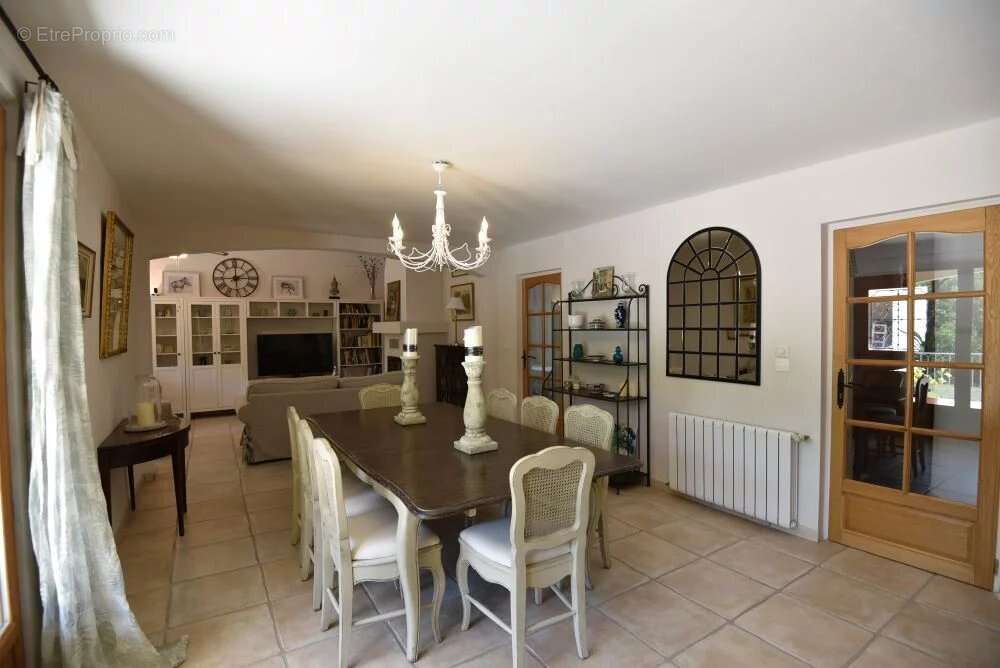Maison à SAINT-PAUL-EN-FORET