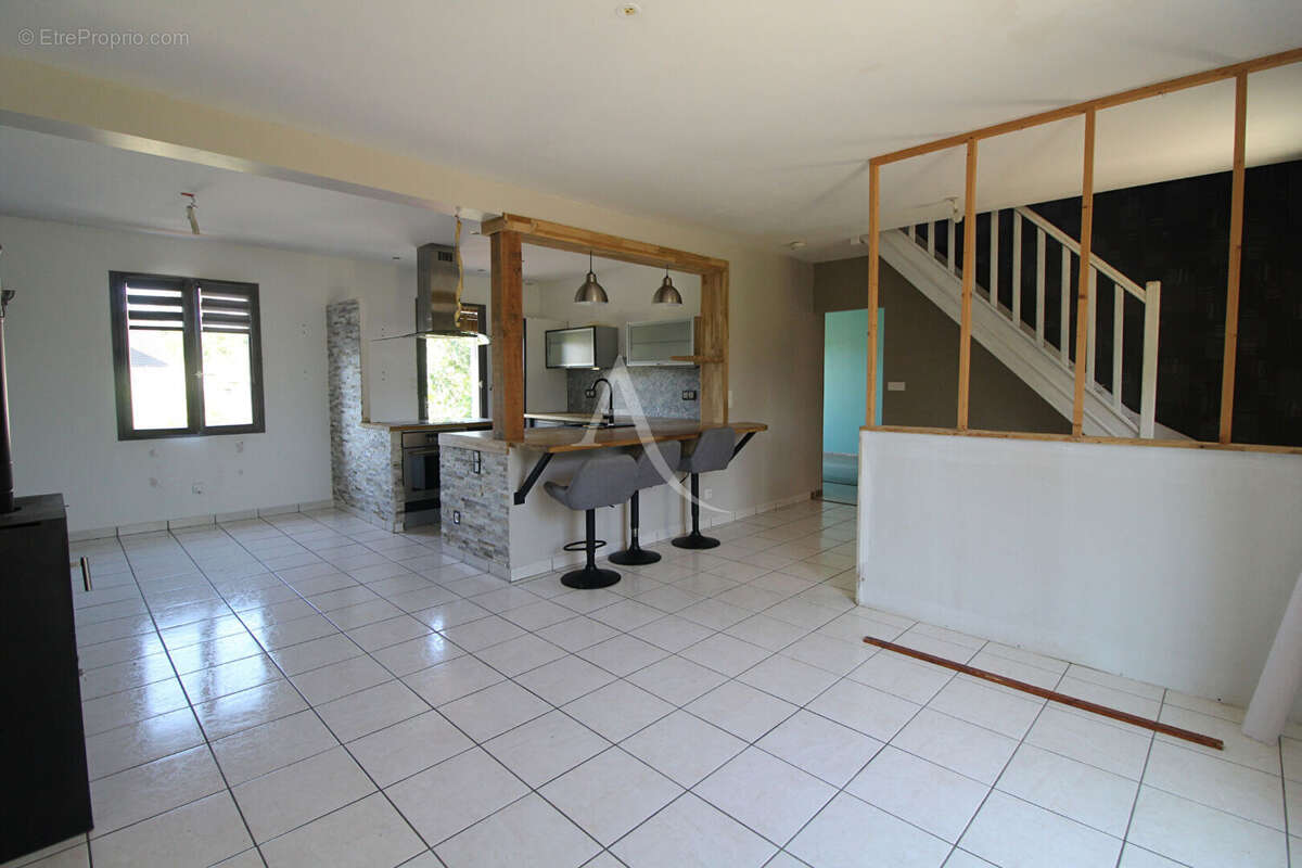 Maison à HUISSEAU-SUR-COSSON