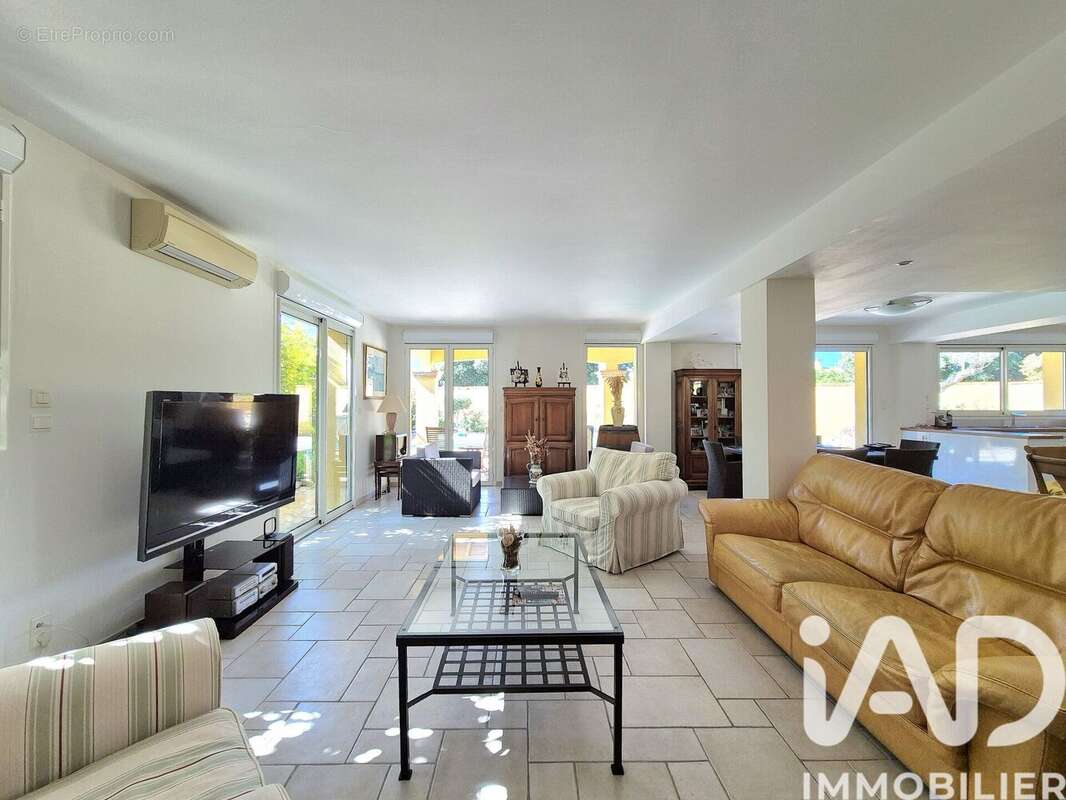 Maison 245 m² à Espira-De-L'agly  - photo 9