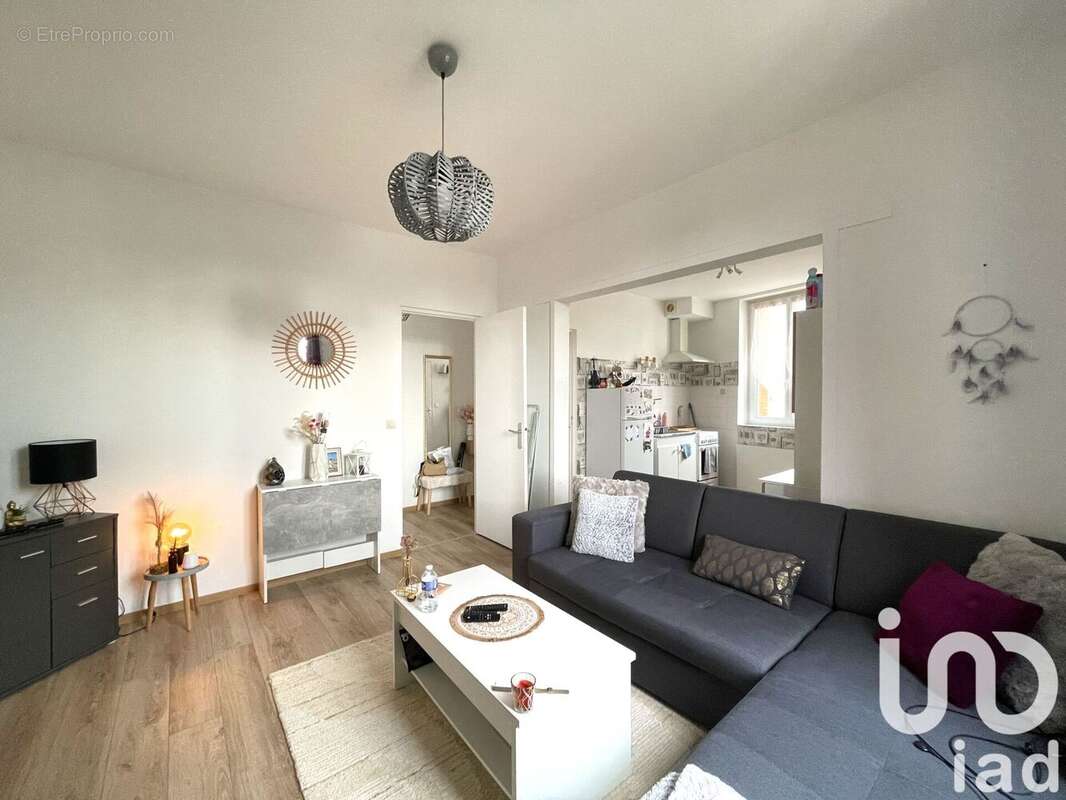 Photo 4 - Appartement à MEZIERES-EN-DROUAIS