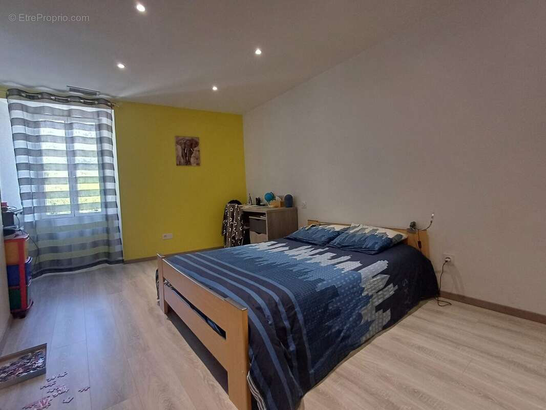 Maison à SAINT-BEAT