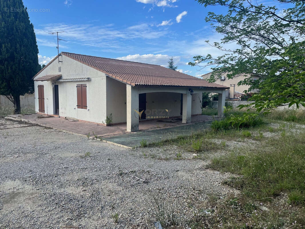 Terrain à ROCHEFORT-DU-GARD