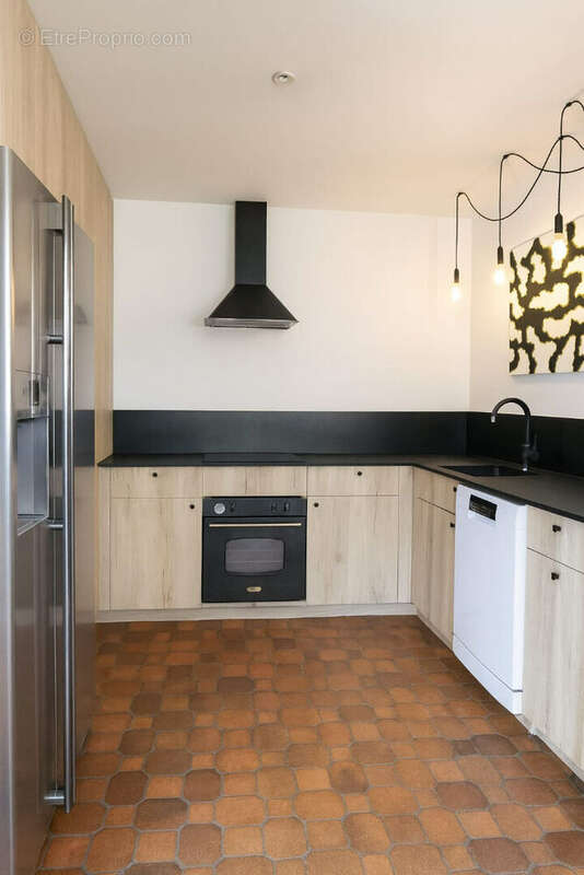 Appartement à MARSEILLE-2E