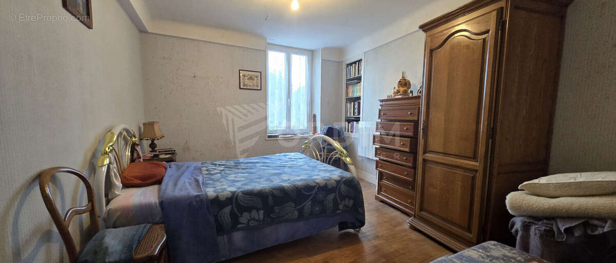 Maison à COSNE-COURS-SUR-LOIRE