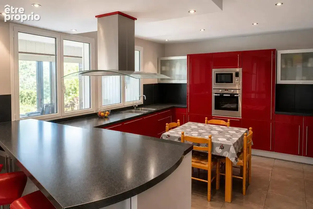 Maison de 8 pièces de 222 m² à Grayan-et-l'Hôpital - photo 4