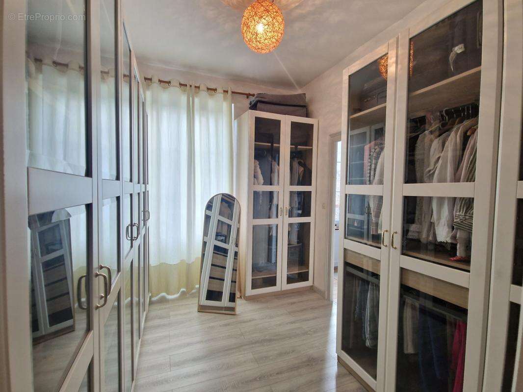 Maison à MONTFORT-LE-GESNOIS